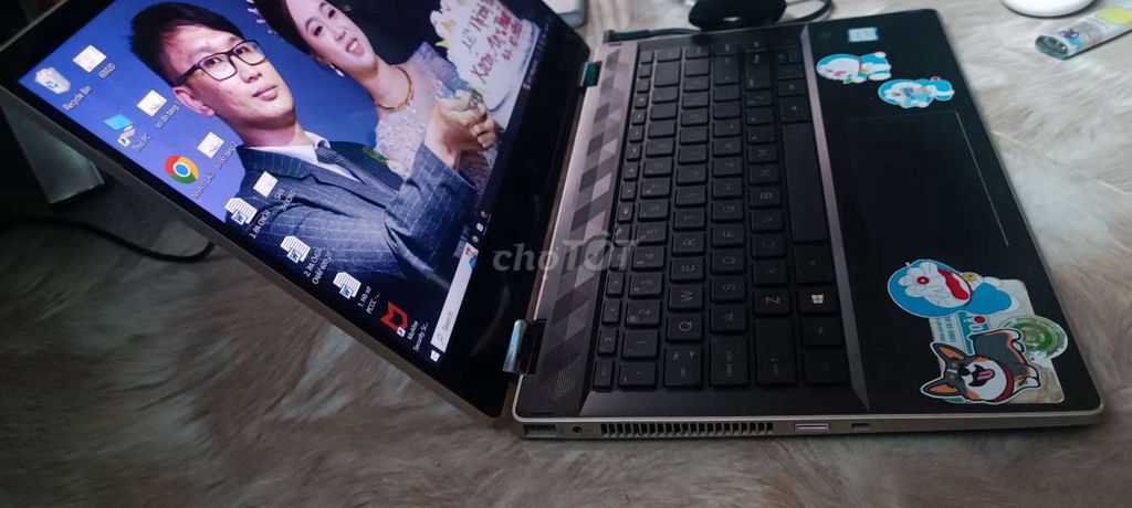 Cần bán laptop HP 2020 có cảm ứng mới nhà dùng