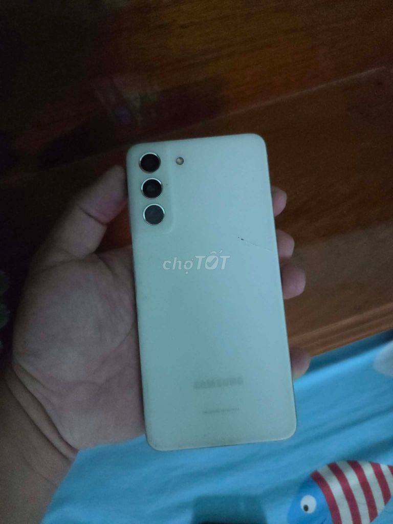 Samsung Galaxy S21 FE 128GB Trắng 97%. Mua bán Điện thoại tại Thành phố Tân An Long An được đăng bởi sadasd dasd hình 1