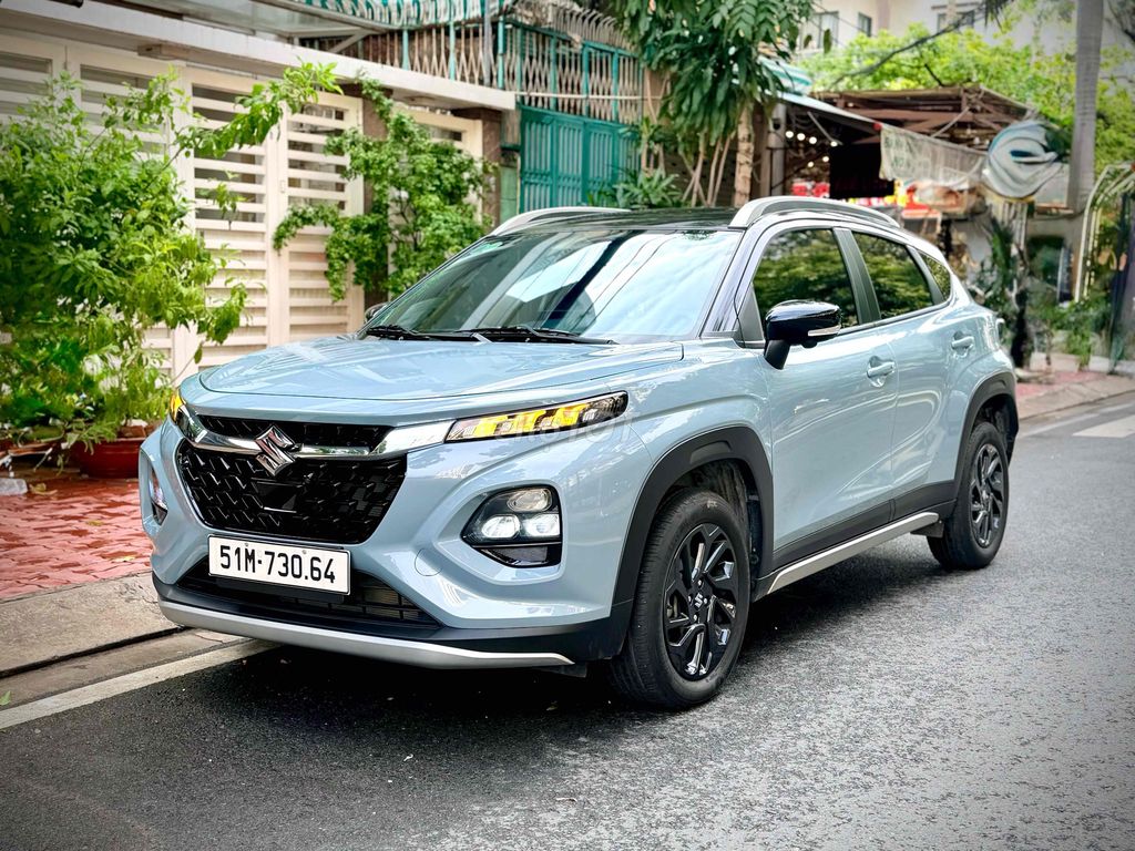 Гибридный автомобиль Suzuki FRONX GLX плюс SX12/2025 до 6000 км