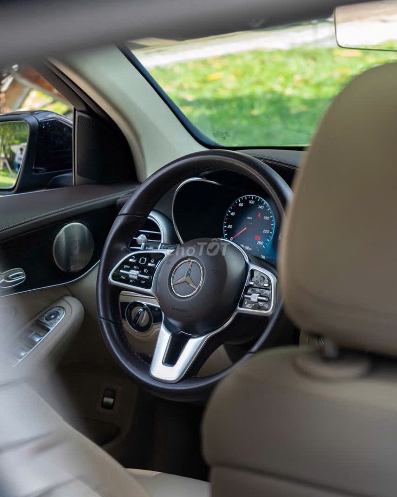 Mercedes Benz GLC300 4MATIC 2021. Mua bán Ô tô tại Quận 1 Tp Hồ Chí Minh được đăng bởi LongAnh AuTo  hình 10