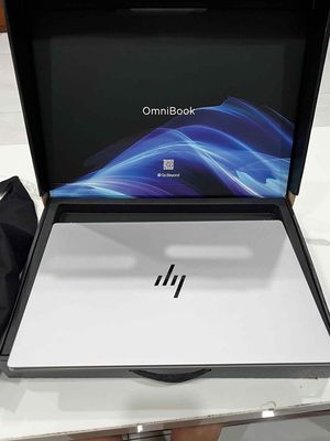 HP OmniBook 7 Ultra 7 32GB/1TB RTX4050 NEW
