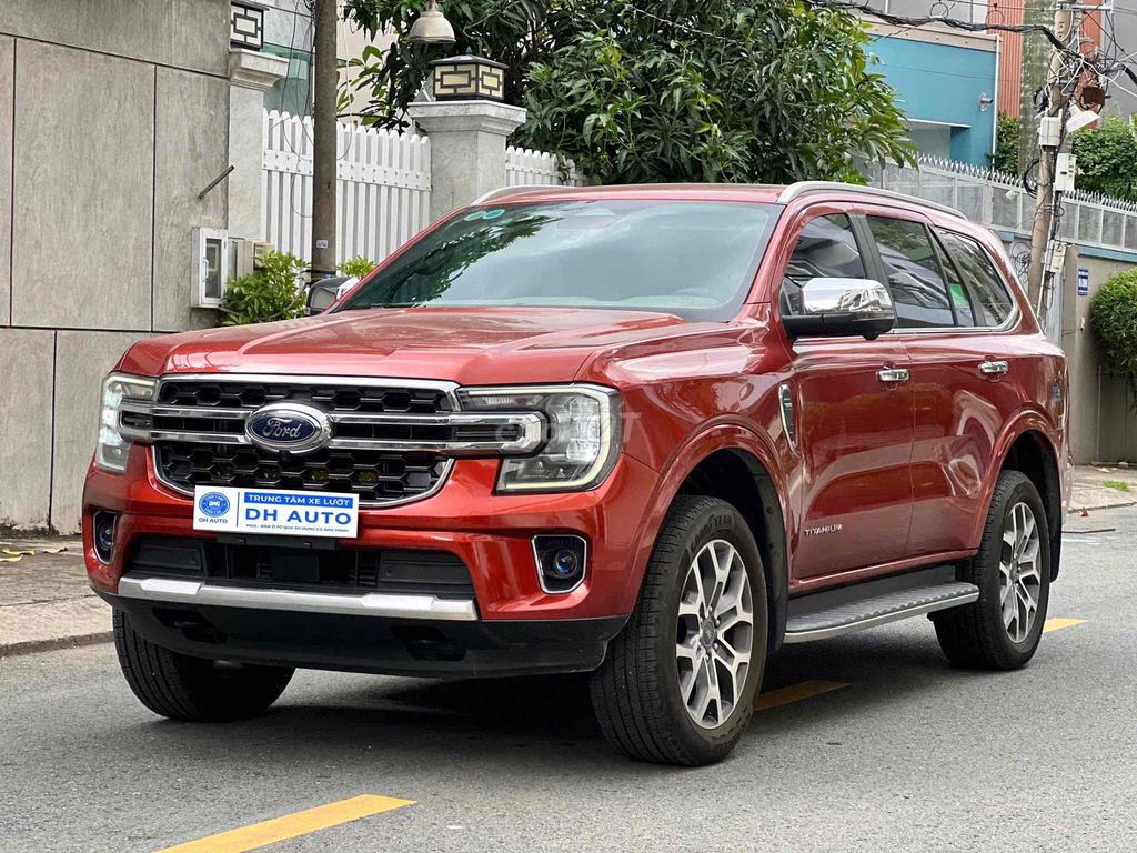 Ford Everest 2023 Titanium 2.0L 4x2 AT - 32000 km. Mua bán Ô tô tại Quận Gò Vấp Tp Hồ Chí Minh được đăng bởi Ngô minh Nam hình 2