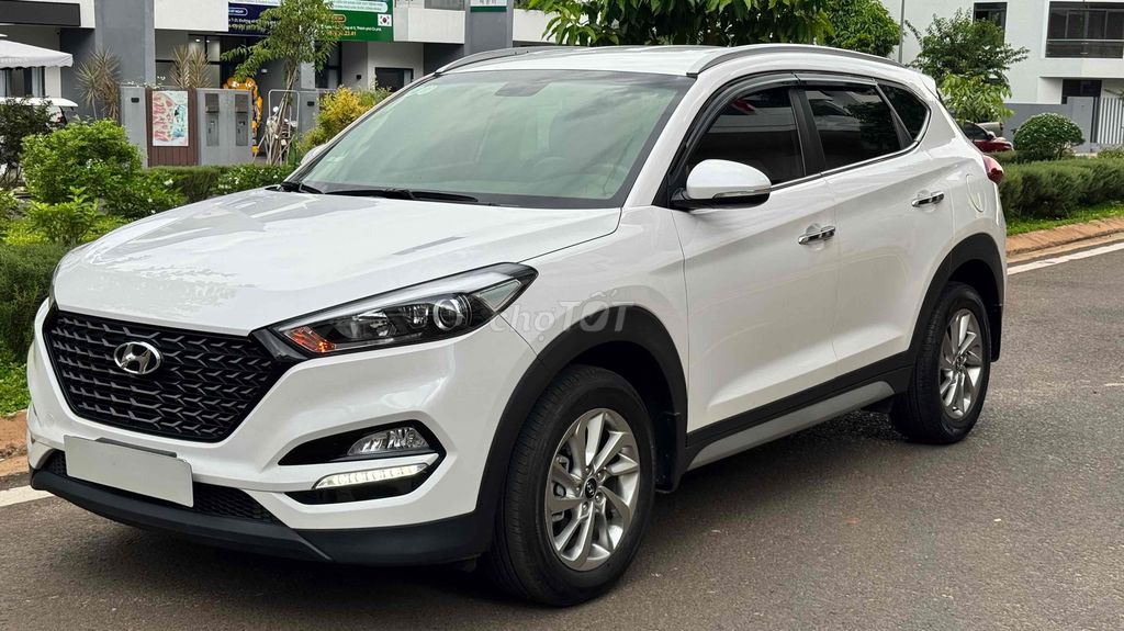 Hyundai Tucson 2018 2.0 AT - 49000 km. Mua bán Ô tô tại Thành phố Buôn Ma Thuột Đắk Lắk được đăng bởi đạt lê hình 4