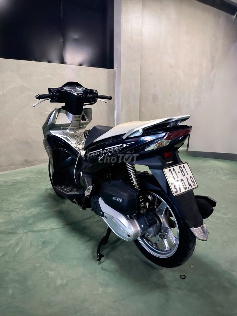 HONDA AIRBLADE 2019 CHÍNH CHỦ ODO 10.300KM. Mua bán Xe máy tại Quận Cầu Giấy Hà Nội được đăng bởi iMotorbike Hà Nội hình 3