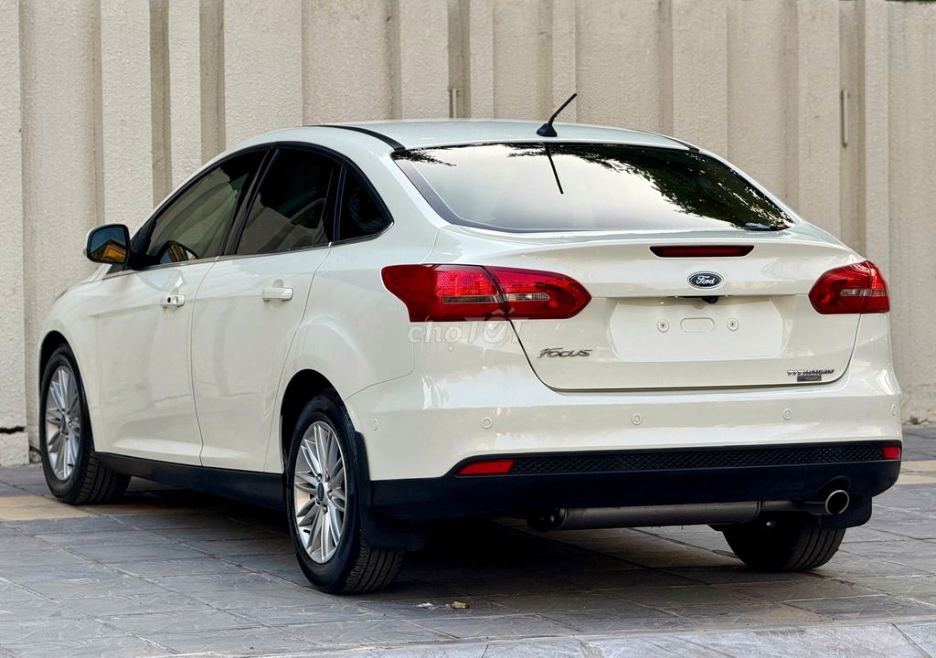 Ford Focus Titanium 2018 Trắng. Mua bán Ô tô tại Quận Bắc Từ Liêm Hà Nội được đăng bởi Lê Đức Dũng hình 3