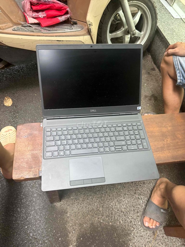 Dell Precision 7550 i7-10855H 15.6 inch 16GB/512GB. Mua bán Laptop tại Quận Thanh Xuân Hà Nội được đăng bởi Nguyễn Duy Hùng hình 1