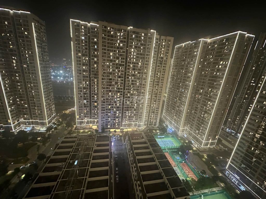 Квартира 1N+ Vinhomes Smart City, 43 м2, балкон