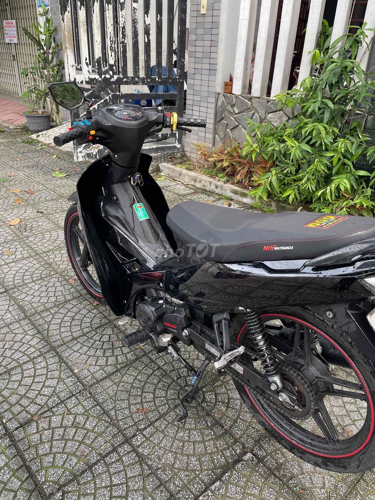 Chính chủ cần bán Si 50CC máy rin chạy ngon. Mua bán Xe máy tại Quận Liên Chiểu Đà Nẵng được đăng bởi Cửa hàng xe máy Nhớ Đình Nguyễn hình 4