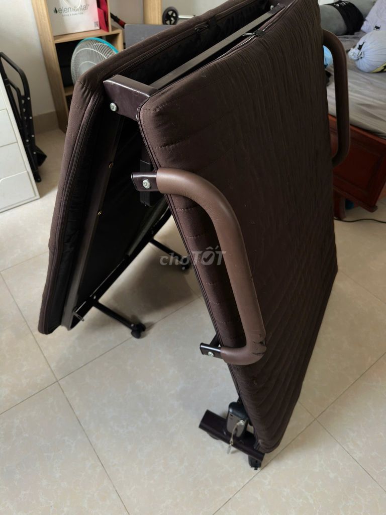 Giường gấp 192x80x30cm. Mua bán Giường, chăn ga gối nệm tại Quận 7 Tp Hồ Chí Minh được đăng bởi ok ok hình 1