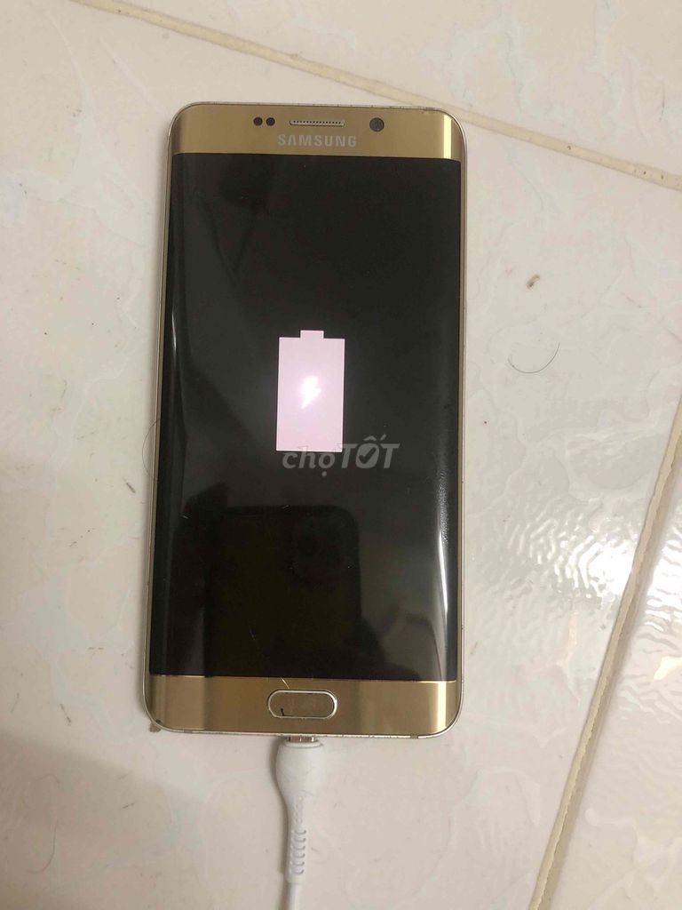 Samsung S6 Edge Plus Vàng ZIN. Mua bán Điện thoại tại Quận 4 Tp Hồ Chí Minh được đăng bởi Phi hình 1