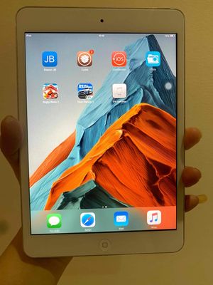 iPad mini zin đẹp chạy song song ios 6 và 8. Mua bán null tại Quận 6 Tp Hồ Chí Minh được đăng bởi Gấu
