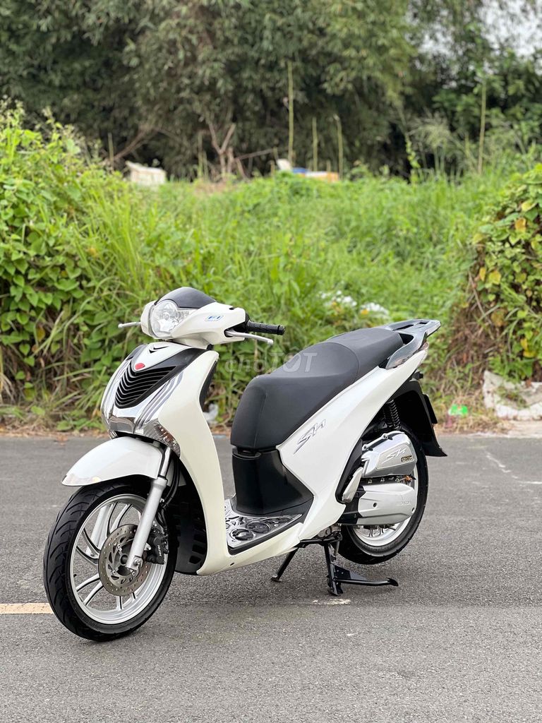 Shvn 125cc Trắng Đen 2015 Like New Leng Keng Góp🥳🥳