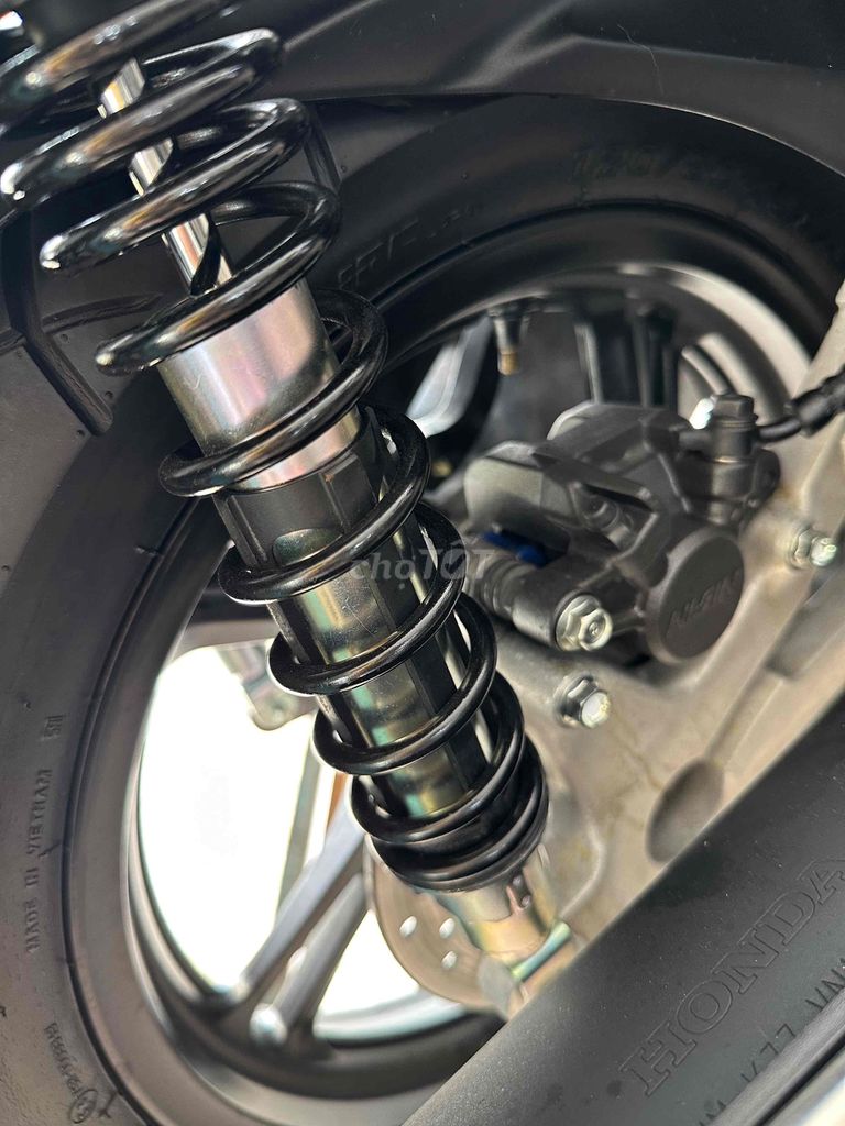 SH 125i 2019 Smartkey Bạc Nhám BSTP Chính Chủ. Mua bán Xe máy tại Quận Gò Vấp Tp Hồ Chí Minh được đăng bởi Ngô Hà hình 4