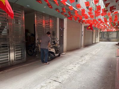 House in Hoàng Mai