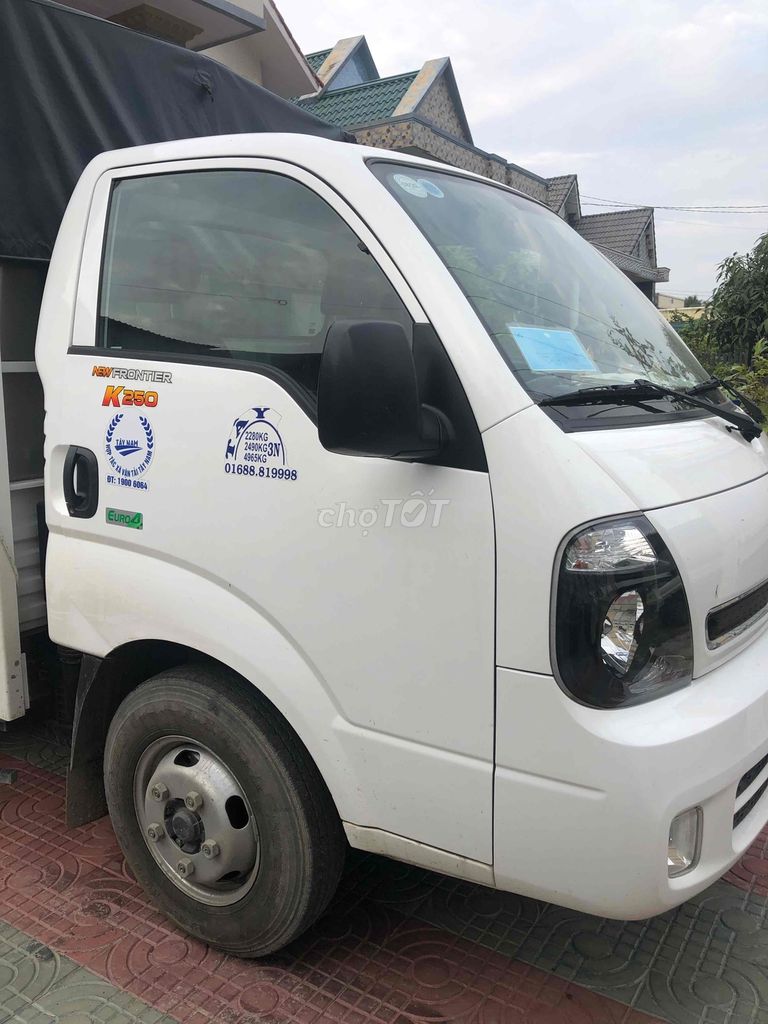 xe k250 2.5 tấn nhập hàng quốc đi mới 24.000km. Mua bán Xe tải, xe ben tại Huyện Tri Tôn An Giang được đăng bởi huỳnh ngọc tường hình 3