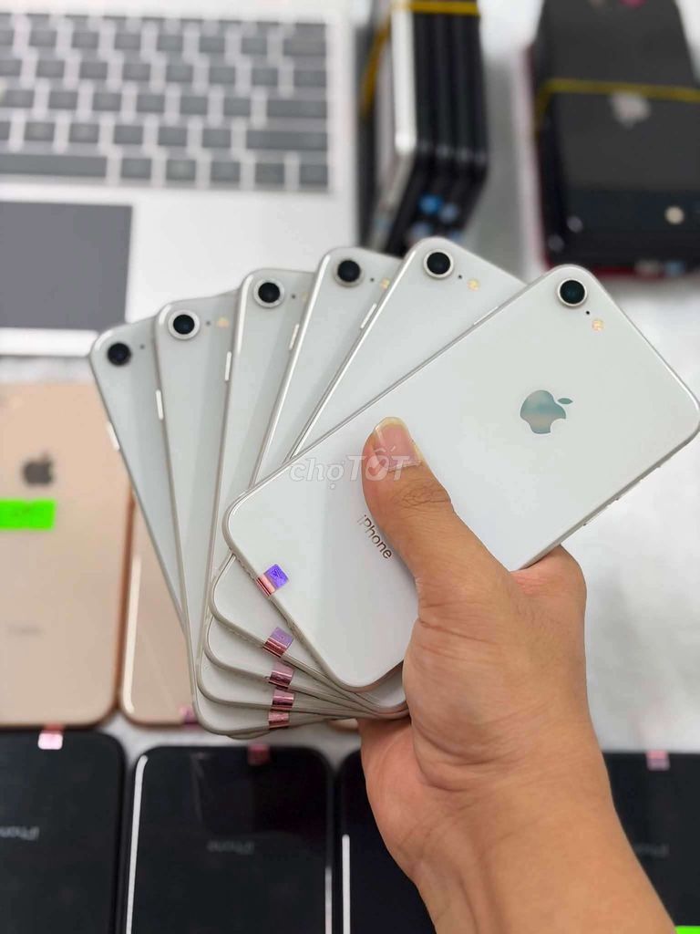 iPhone 8 Quốc Tế. Mua bán Điện thoại tại Quận Cẩm Lệ Đà Nẵng được đăng bởi Võ Kim Thuận hình 1