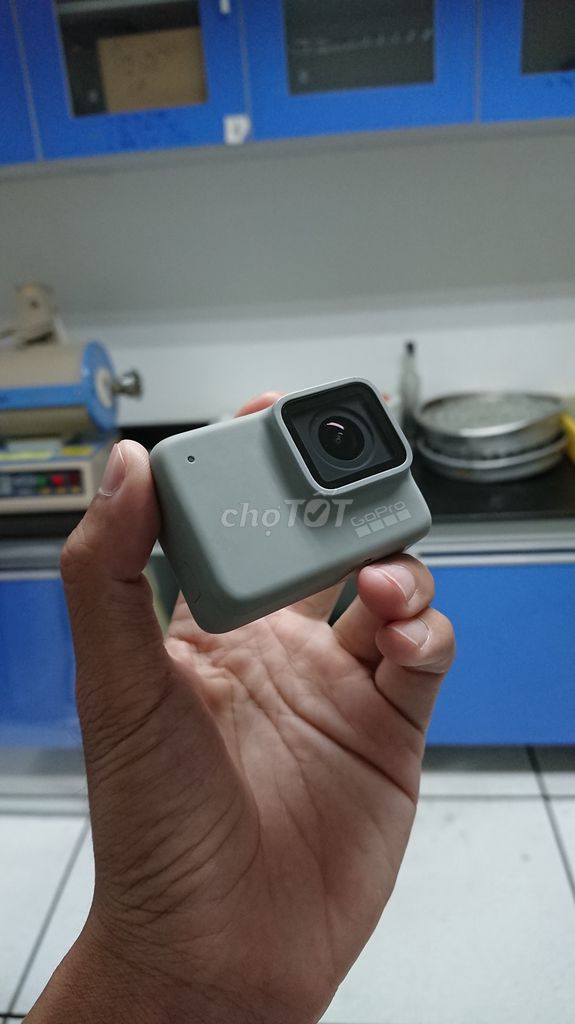 Máy quay GoPro Hero 7 . Mua bán Máy ảnh, Máy quay tại Huyện Bình Chánh Tp Hồ Chí Minh được đăng bởi Nguyễn Khánh hình 1