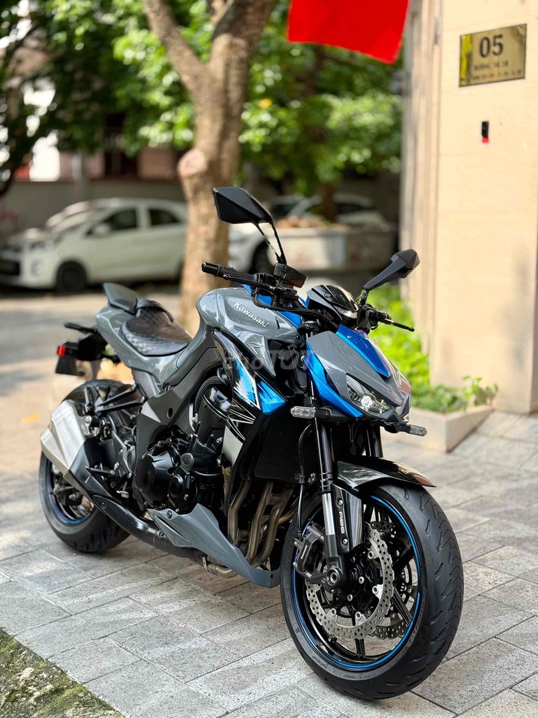 Kawasaki Z1000 2018 1 chủ đập thùng. Mua bán Xe máy tại Quận Bình Thạnh Tp Hồ Chí Minh được đăng bởi Phạm Trí Motor hình 1