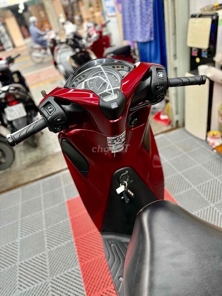 ❤️Honda SH 125 ABS 2018, BSTP 9Chủ, CÓ GÓP. Mua bán Xe máy tại Quận 8 Tp Hồ Chí Minh được đăng bởi Tấn Đạt hình 12