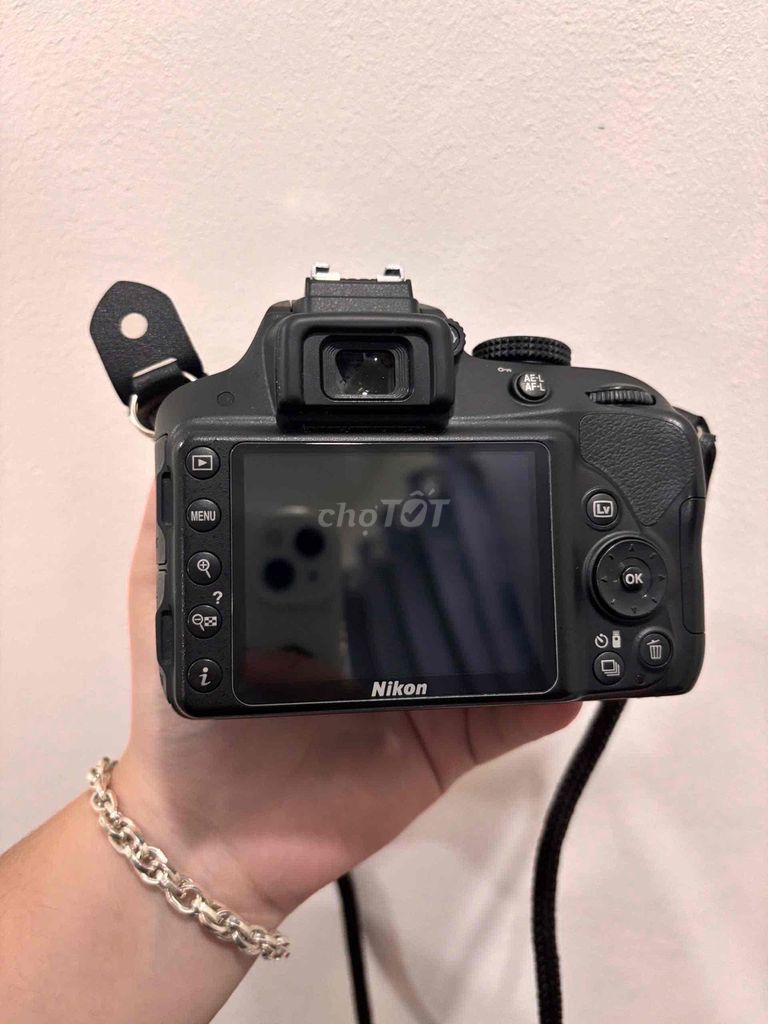 Máy ảnh Nikon D3300 ống kính 18-55mm 99%. Mua bán Máy ảnh, Máy quay tại Quận Phú Nhuận Tp Hồ Chí Minh được đăng bởi Anh Trúc hình 1