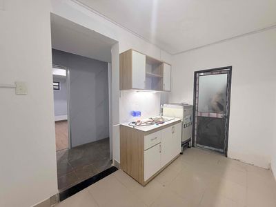 Аренда · 2 комн. · 40 м² · Quận 8, ул. Đường Phạm Hùng