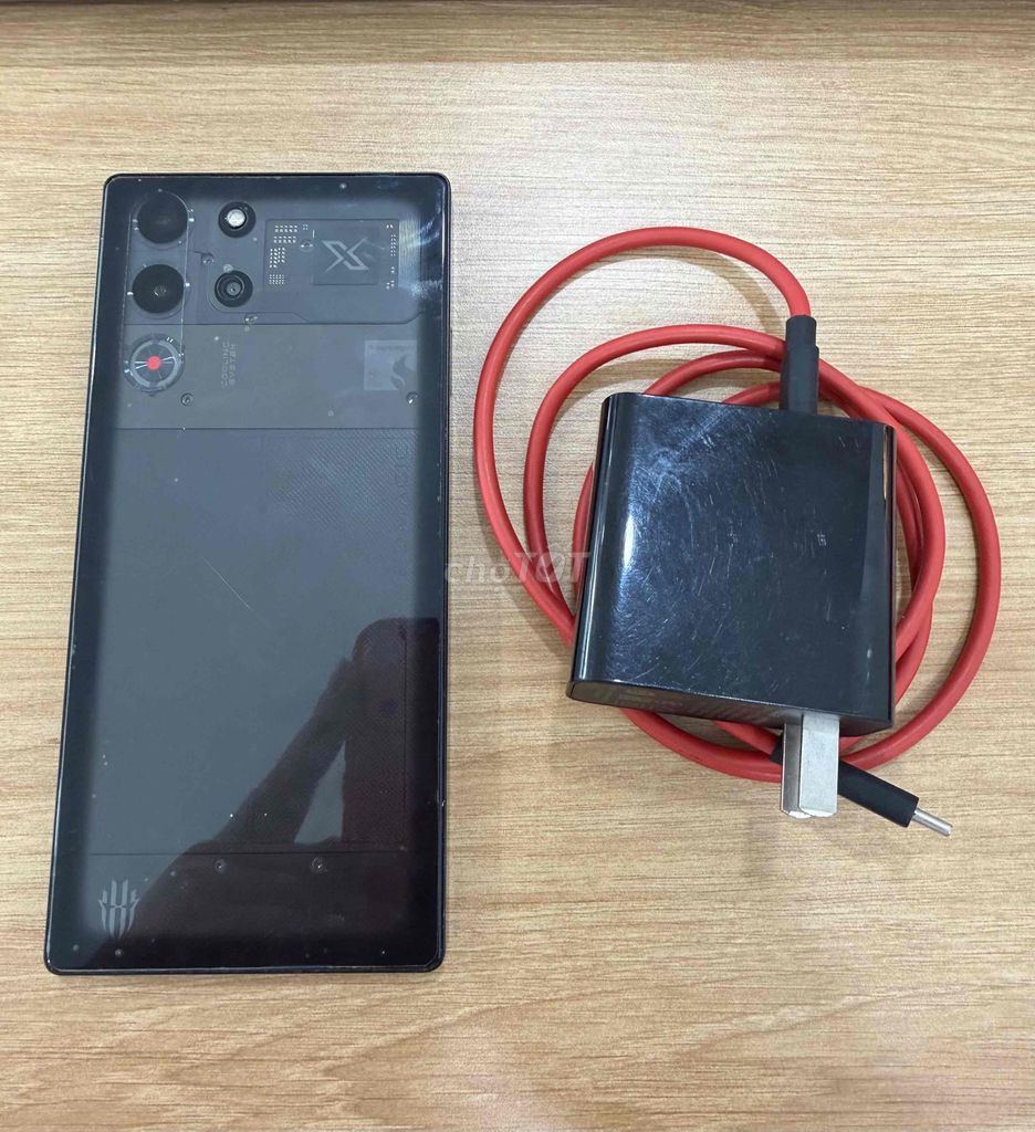 Red Magic 10 Pro 256GB Đen Lưng Trong. Mua bán Điện thoại tại Thành phố Thủ Đức Tp Hồ Chí Minh được đăng bởi Decade hình 1