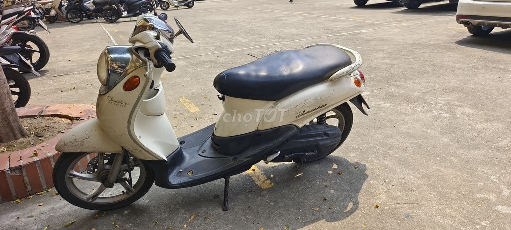 Yamaha classino. Mua bán Xe máy tại Quận Hai Bà Trưng Hà Nội được đăng bởi Houmphine Oupasith hình 3