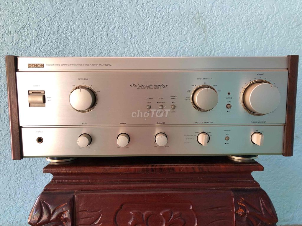 amly denon pma-1090g đẹp, hoạt động tốt.