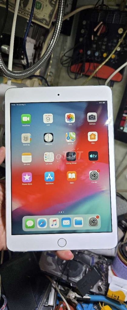 iPad mini 3 16GB quốc tế mỹ giá rẻ. Mua bán Máy tính bảng tại Quận 8 Tp Hồ Chí Minh được đăng bởi Thiên Hòa mobile  hình 1
