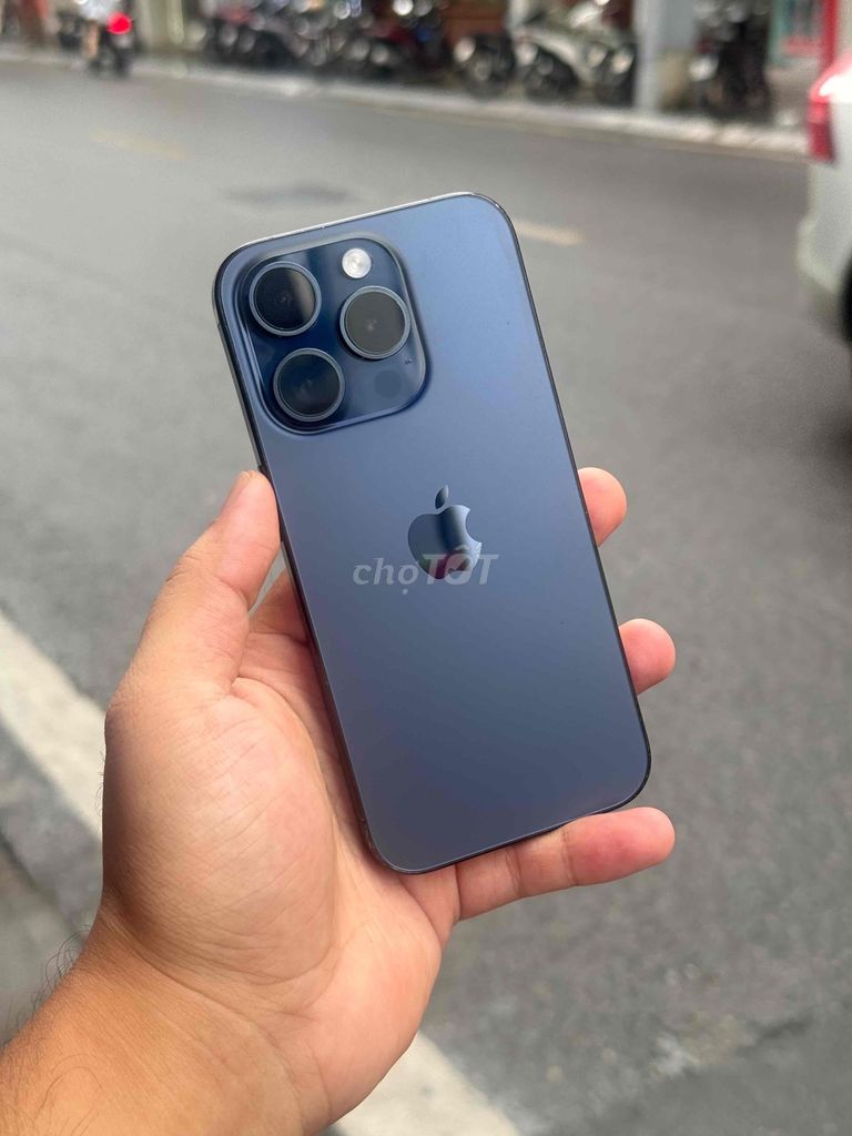 Apple iPhone 15 Pro 256GB có khay sim. trả trc 4tr. Mua bán Điện thoại tại Quận Đống Đa Hà Nội được đăng bởi Bùi Hiếu  H iStore hình 1