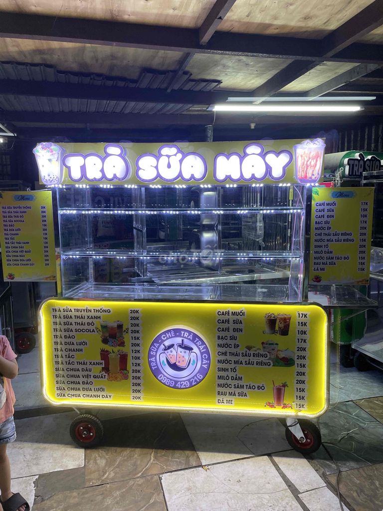 tủ bán trà sữa