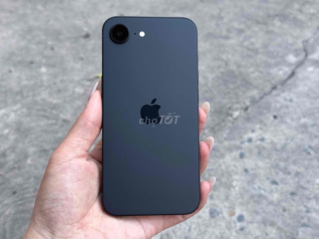 iPhone 16e Black 128Gb - VN/a Sạc 11 Lần iOS 18.. Mua bán Điện thoại tại Quận 5 Tp Hồ Chí Minh được đăng bởi Ánh Nguyệt hình 1