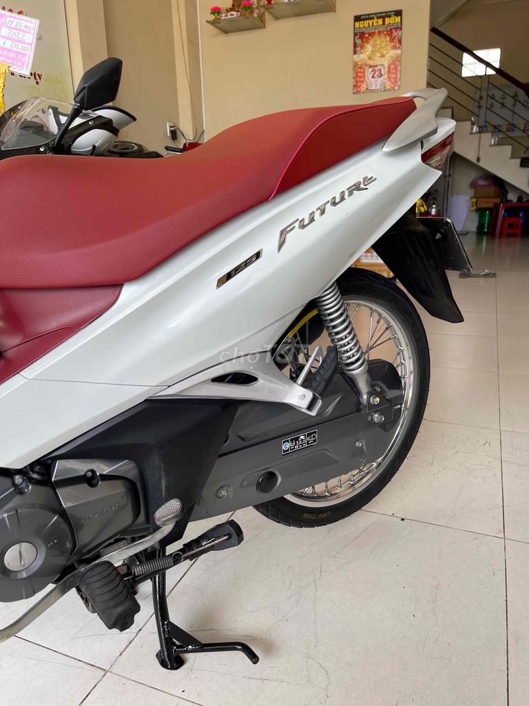 future 125cc. 2023 . máy zin im . áo đẹp ko trầy. Mua bán Xe máy tại Thành phố Rạch Giá Kiên Giang được đăng bởi XE MÁY ÚT BÉ  hình 4