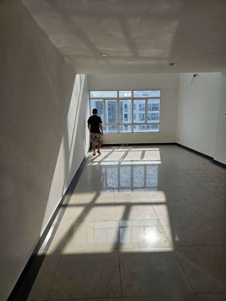 Bán Penthouse 315m2 Samland Giai Việt 854 Tạ Quang Bửu Q8. Mua bán căn hộ/chung cư tại Quận 8 Tp Hồ Chí Minh được đăng bởi Nguyễn Hữu Sang hình 1