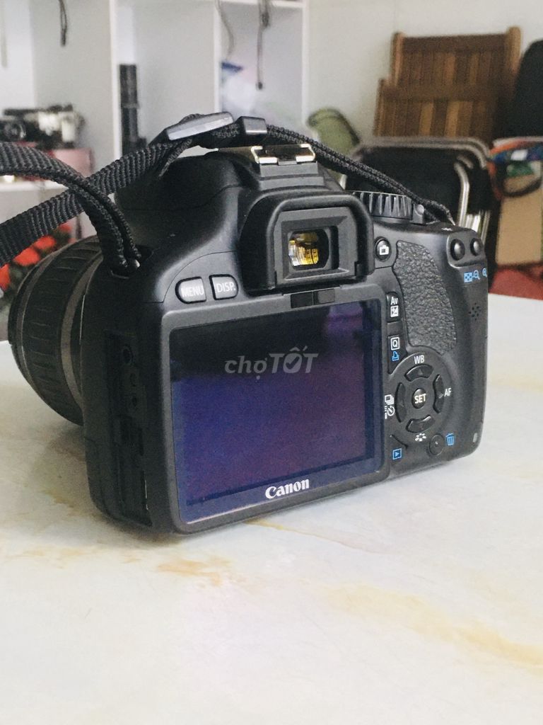 Canon 550D và kit
