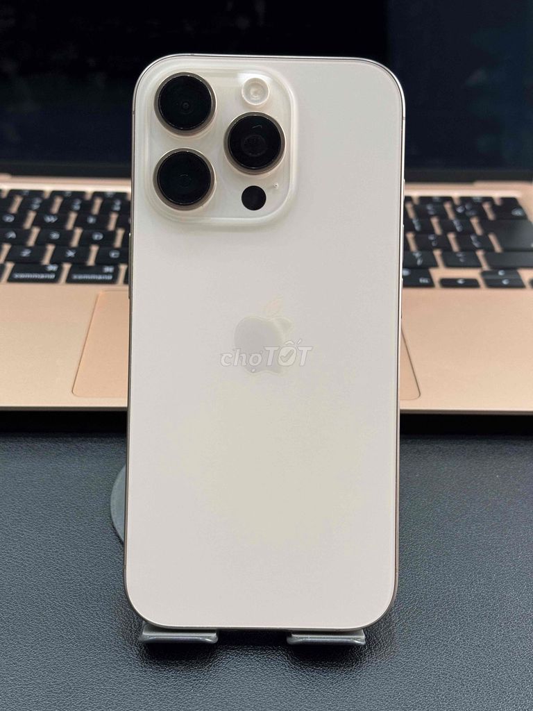 iPhone 16 Pro 256GB Đẹp keng chuẩn zin nguyên áp. Mua bán Điện thoại tại Thành phố Buôn Ma Thuột Đắk Lắk được đăng bởi Nguyễn Hoàng hình 1