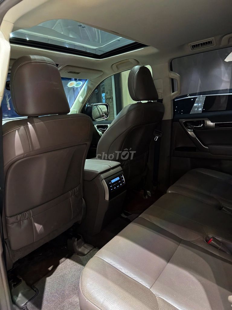 LEXUS GX 460 MODEL 2016 MÀU ĐỎ MẬN CHÍN. Mua bán Ô tô tại Quận Gò Vấp Tp Hồ Chí Minh được đăng bởi Sĩ Minh hình 9