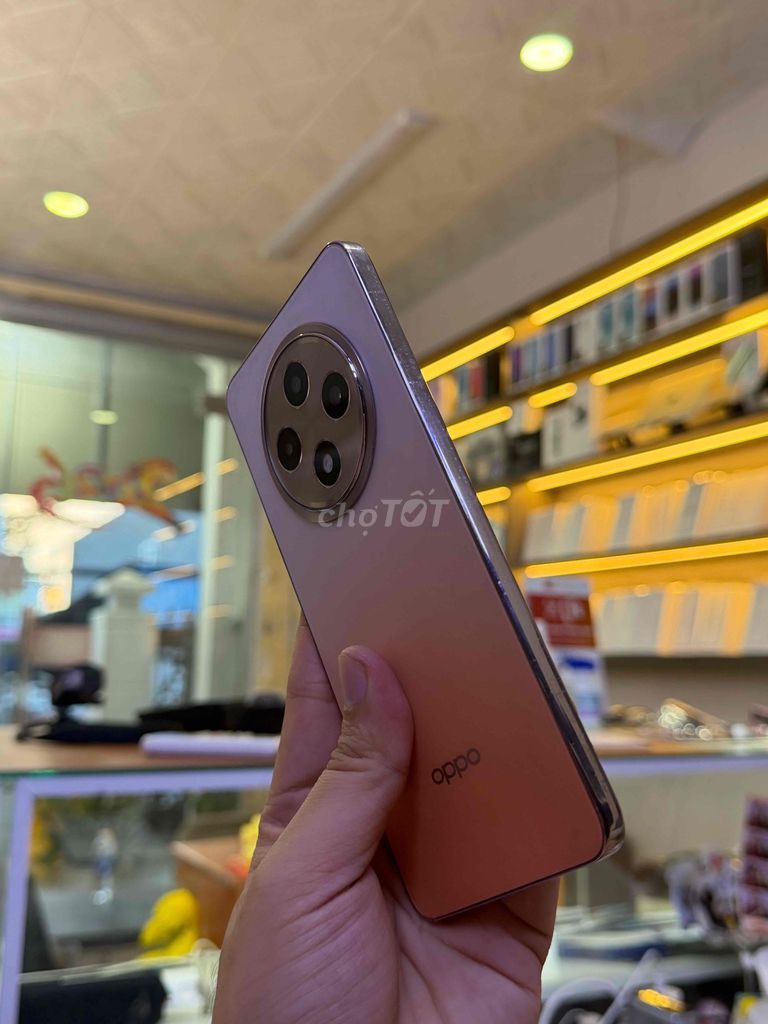 Oppo Reno 12F 12GB/256GB. Mua bán Điện thoại tại Thành phố Sóc Trăng Sóc Trăng được đăng bởi Nguyễn Phú hình 1