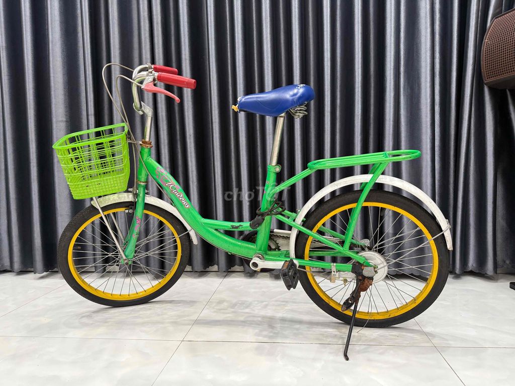 xe đẹp trẻ em tập chạy. Mua bán Xe đạp tại Quận 4 Tp Hồ Chí Minh được đăng bởi lê nguyên hình 6