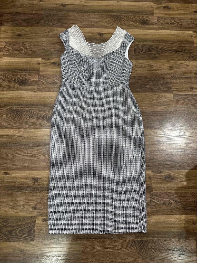 Váy dài ELISE Nữ Không tay Đen trắng size M. Mua bán Quần áo tại Quận Bắc Từ Liêm Hà Nội được đăng bởi Thảo Nguyên hình 1