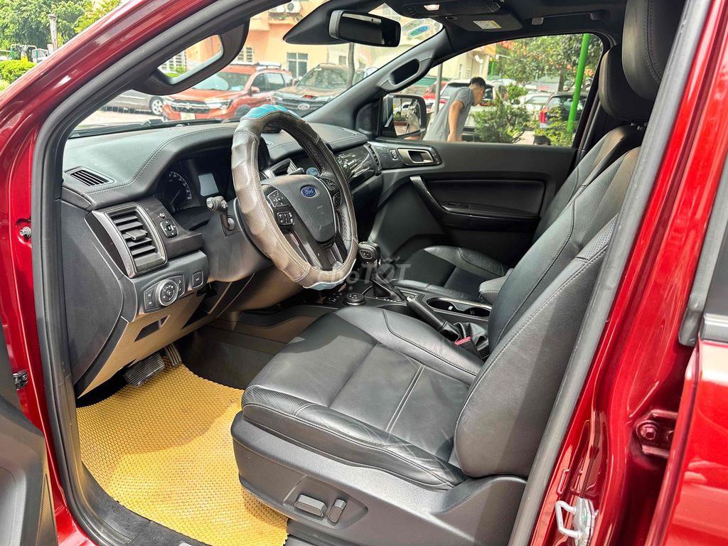 Everest 2.0 Biturbo 4WD 2020 form mới. Mua bán Ô tô tại Quận Cầu Giấy Hà Nội được đăng bởi Quang Trường hình 8