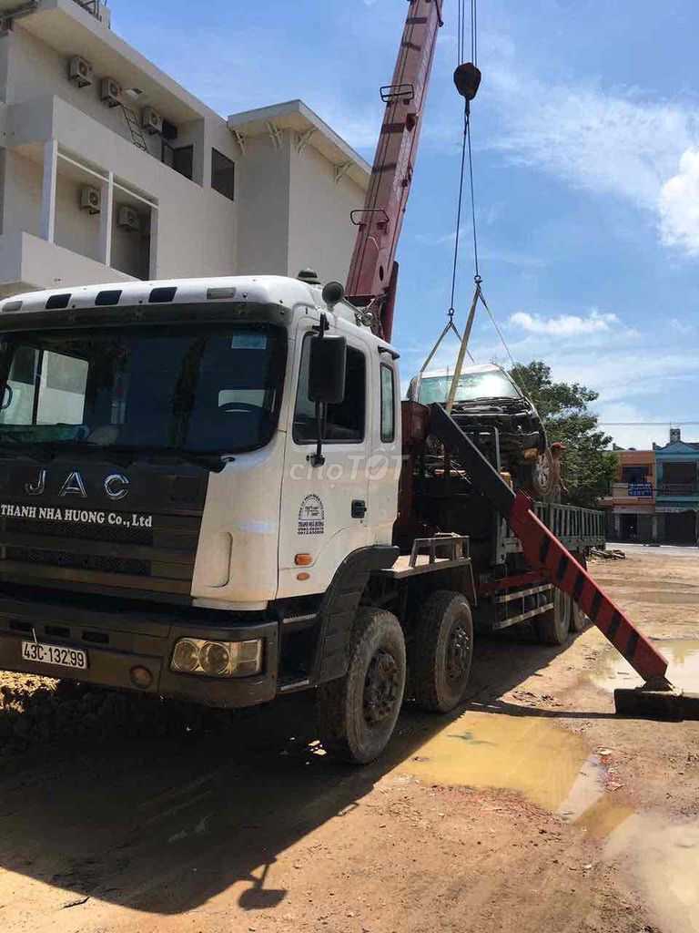Bán lại cần cẩu Mỹ