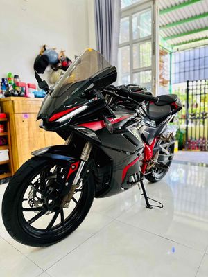 Gpx Demon 200Gr.. Mua bán Xe máy tại Huyện Tuy Phước Bình Định được đăng bởi Nguyễn Văn Nghĩa