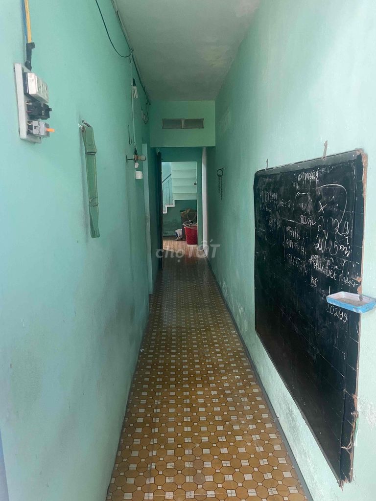 Nhà trong hẻm 122,6m2, 2 phòng ngủ, hoàng văn thụ,  giấy tờ chính chủ. Nhà trong hẻm 122,6m2, 2 phòng ngủ, hoàng văn thụ,  giấy tờ chính chủ.
