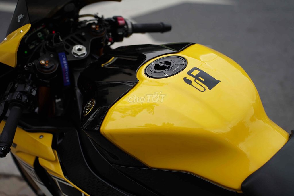 🗽❤️YAMAHA R1 BẢN KỈ NIỆM 60TH . SIU KENG COPT. Mua bán Xe máy tại Thành phố Thủ Đức Tp Hồ Chí Minh được đăng bởi Thi Moto Thủ Đức hình 8