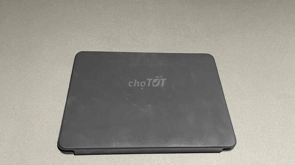 Bàn phím Apple Folio sử dụng tốt