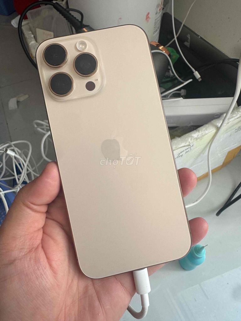 iPhone 16 Pro Max 256GB Vàng Đã sử dụng. Mua bán Điện thoại tại Quận 11 Tp Hồ Chí Minh được đăng bởi Thảo Trần hình 1