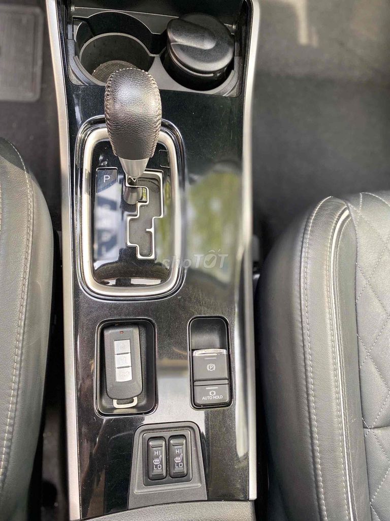 Mitsubishi Outlander 2022 Premium - 26000km. Mua bán Ô tô tại Quận 7 Tp Hồ Chí Minh được đăng bởi Phương Tùng hình 10