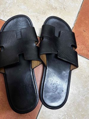 Dép Hemmes Da Đen size 39.5. Mua bán Giày dép tại Quận Hai Bà Trưng Hà Nội được đăng bởi Trần H A
