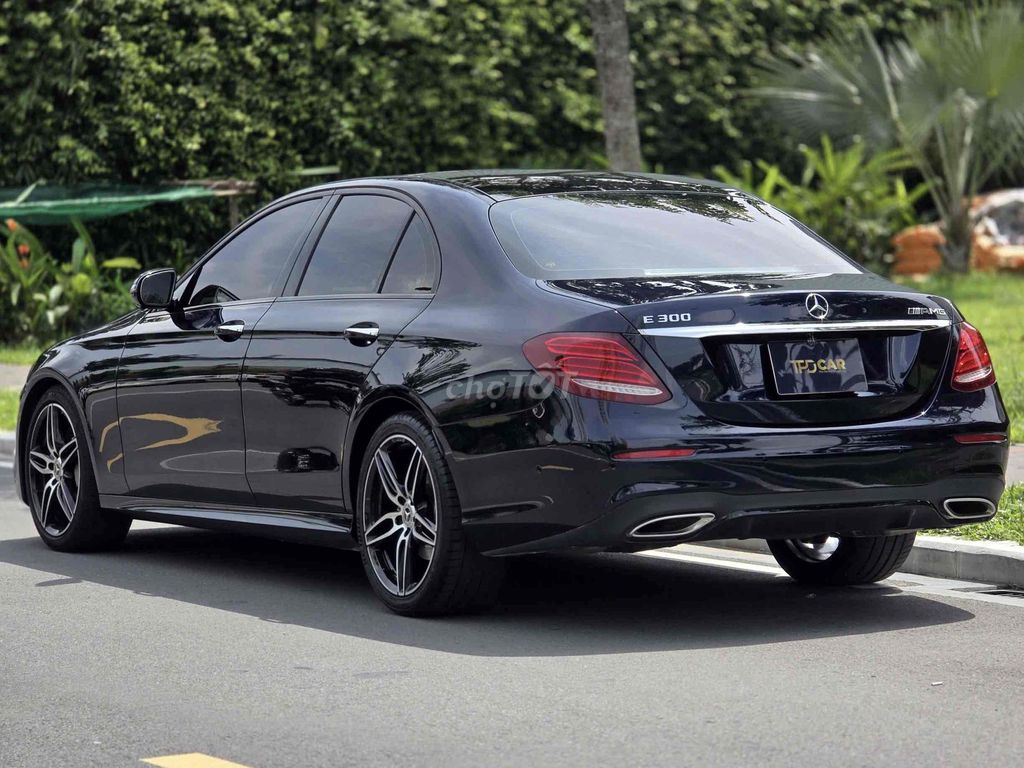Mercedes E300 AMG 2020 Siu Lướt 22.000 km. Mua bán Ô tô tại Quận Bình Tân Tp Hồ Chí Minh được đăng bởi Hoàng Thọ hình 7